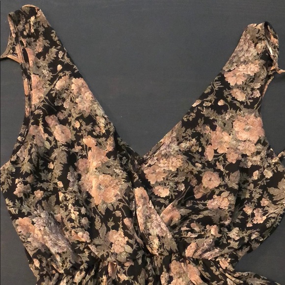 Romper - Picture 3 of 3